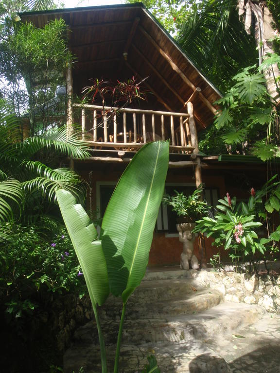 مال باييس Pachamama Tropical Garden Lodge الغرفة الصورة
