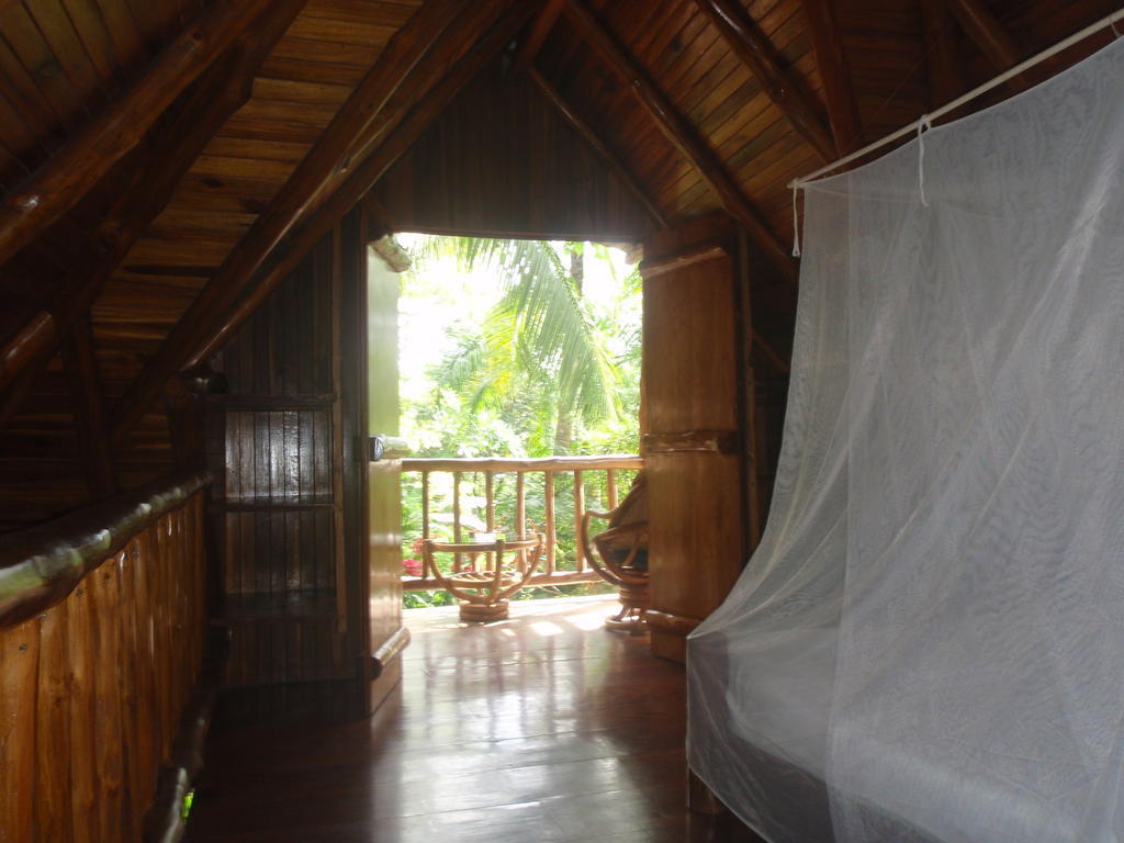 مال باييس Pachamama Tropical Garden Lodge الغرفة الصورة
