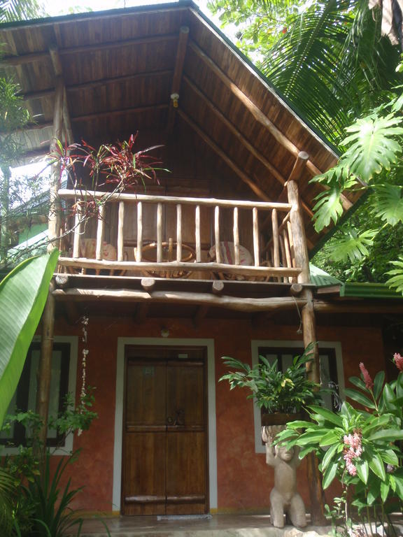 مال باييس Pachamama Tropical Garden Lodge الغرفة الصورة