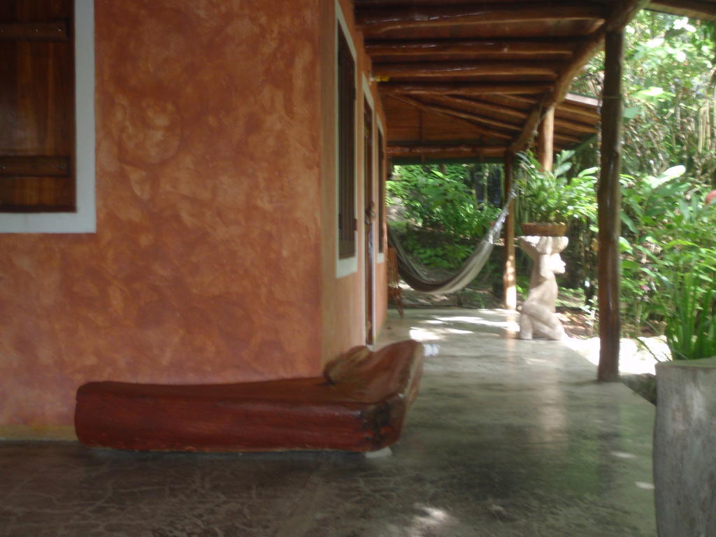 مال باييس Pachamama Tropical Garden Lodge الغرفة الصورة