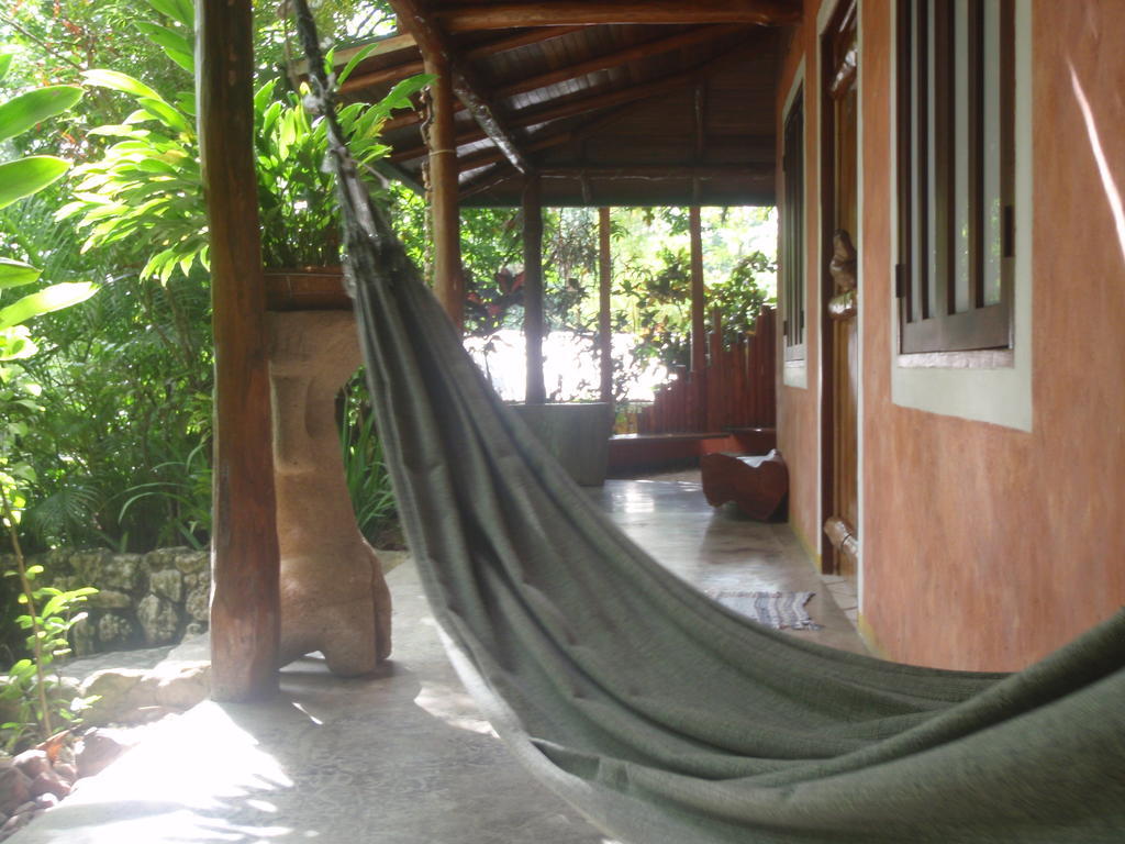 مال باييس Pachamama Tropical Garden Lodge الغرفة الصورة