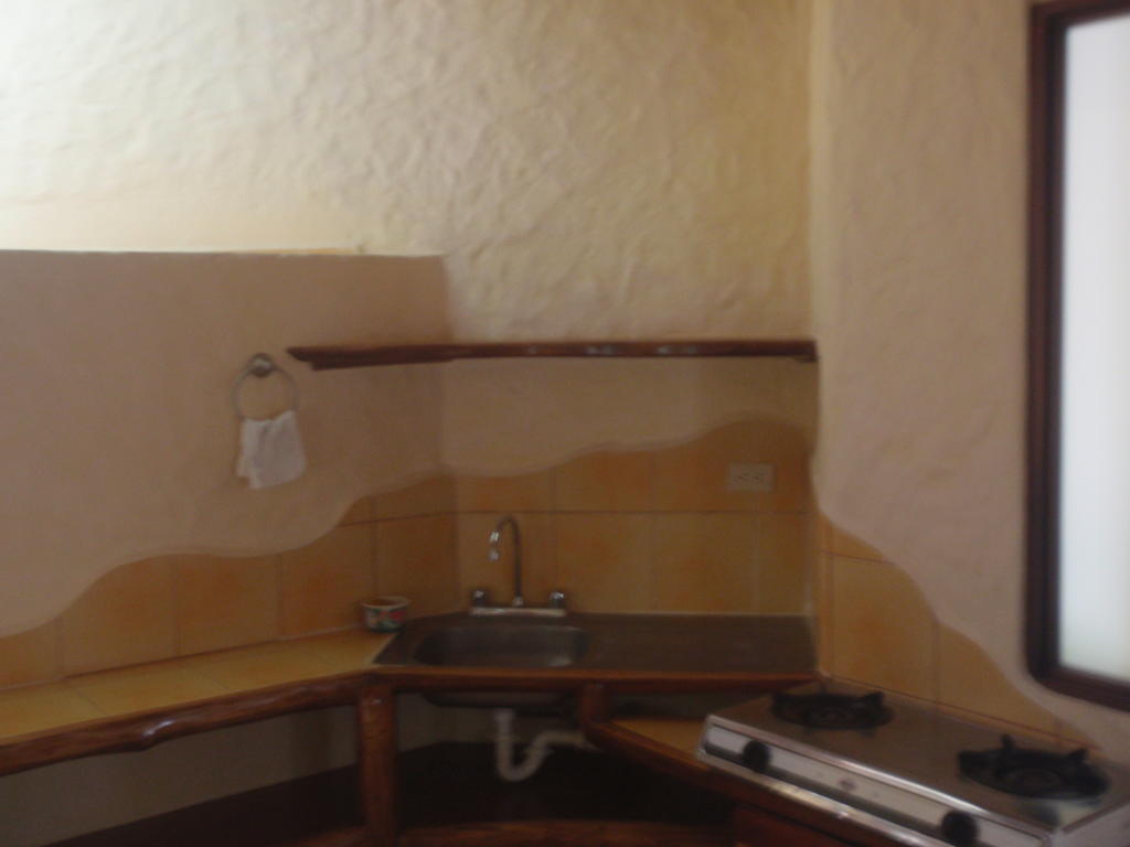 مال باييس Pachamama Tropical Garden Lodge الغرفة الصورة